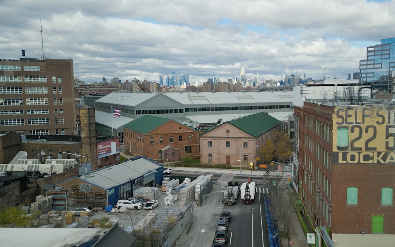 27th and 7th Avenue street signs